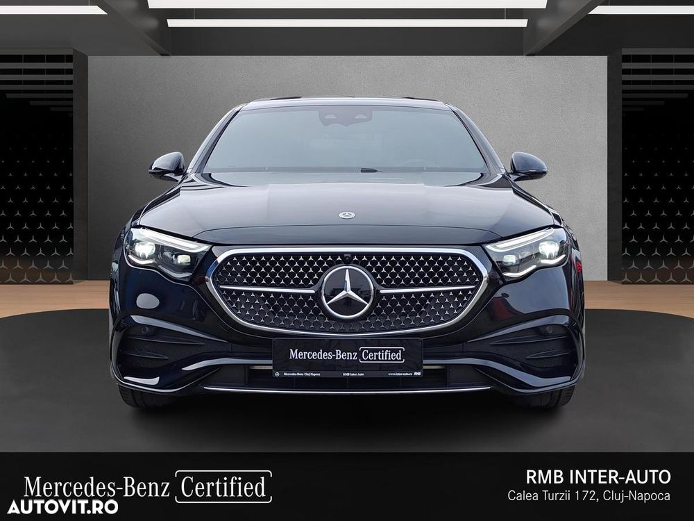 Mercedes-Benz E 200 4MATIC 9G-TRONIC AMG Line NIGHT Edition - 36