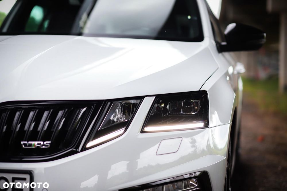 Skoda Octavia 2.0 TSI RS 245 DSG - 7