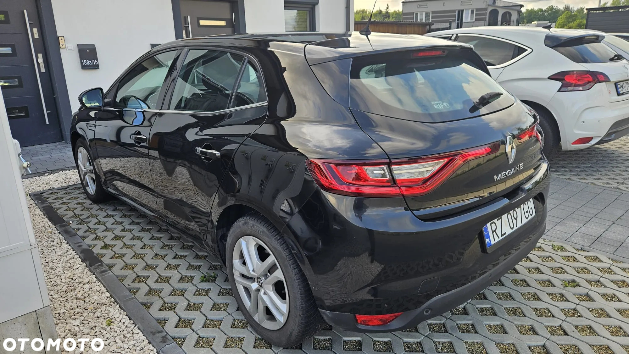 Renault Megane 1.5 dCi Intens - 4