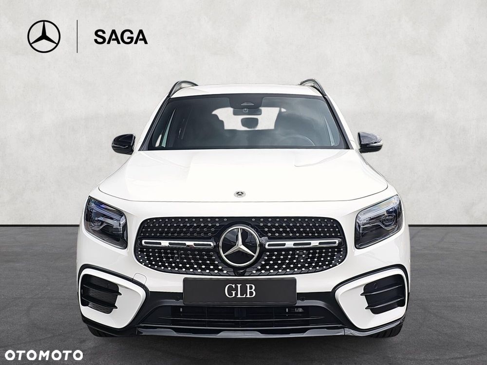 Mercedes-Benz GLB - 2