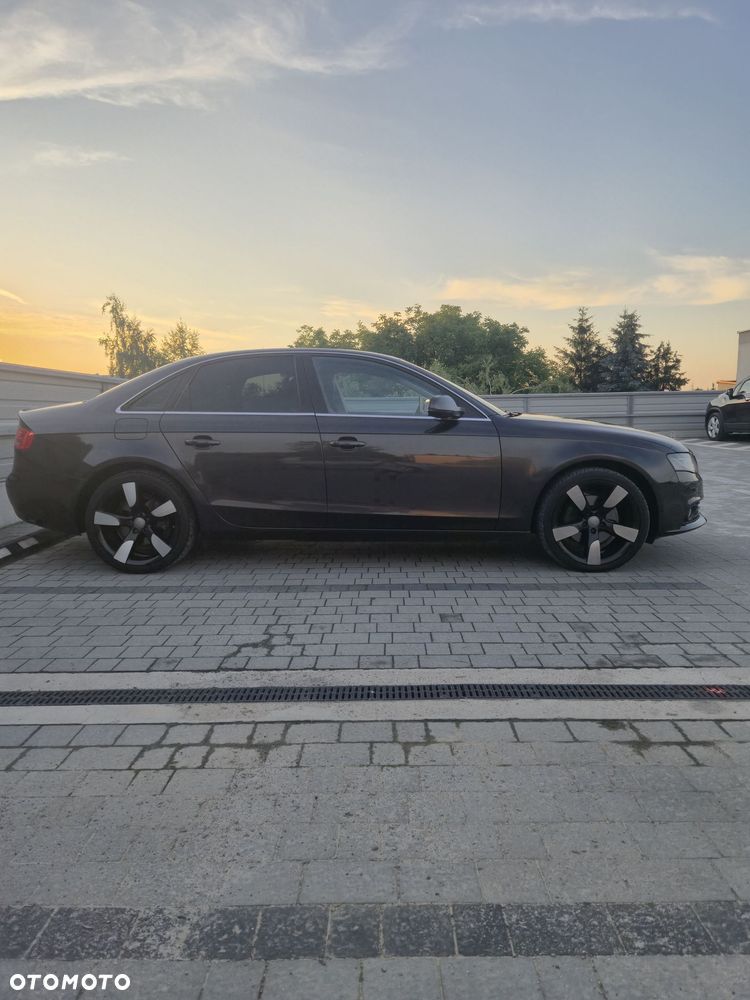 Audi A4 Limousine 2.0 TDI Limited Edition - 4