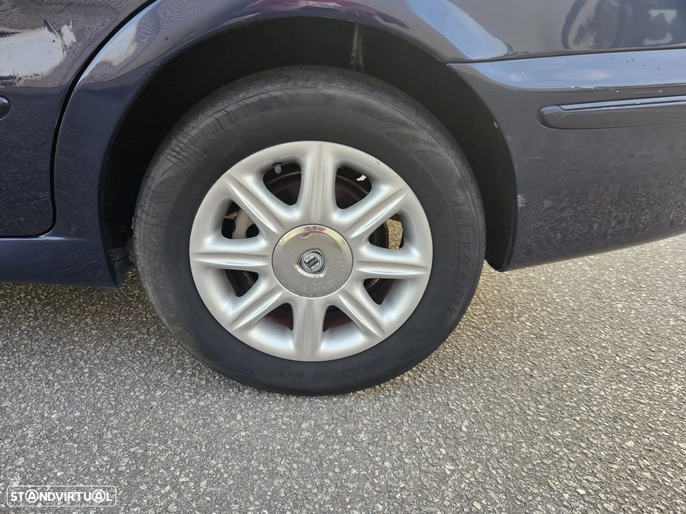 Lancia Lybra 1.9 JTD LX - 7