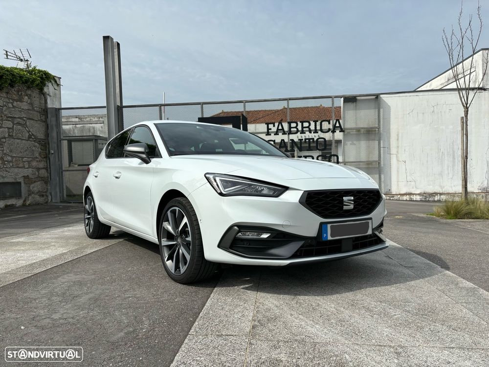 SEAT Leon 1.4 e-Hybrid DSG FR Plus - 4