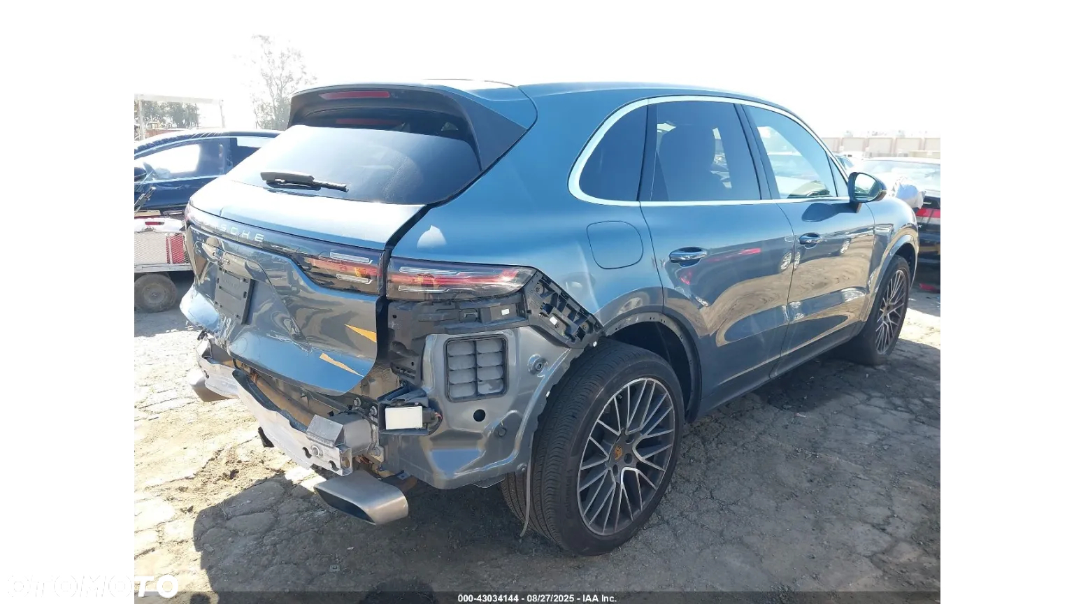 Porsche Cayenne - 5