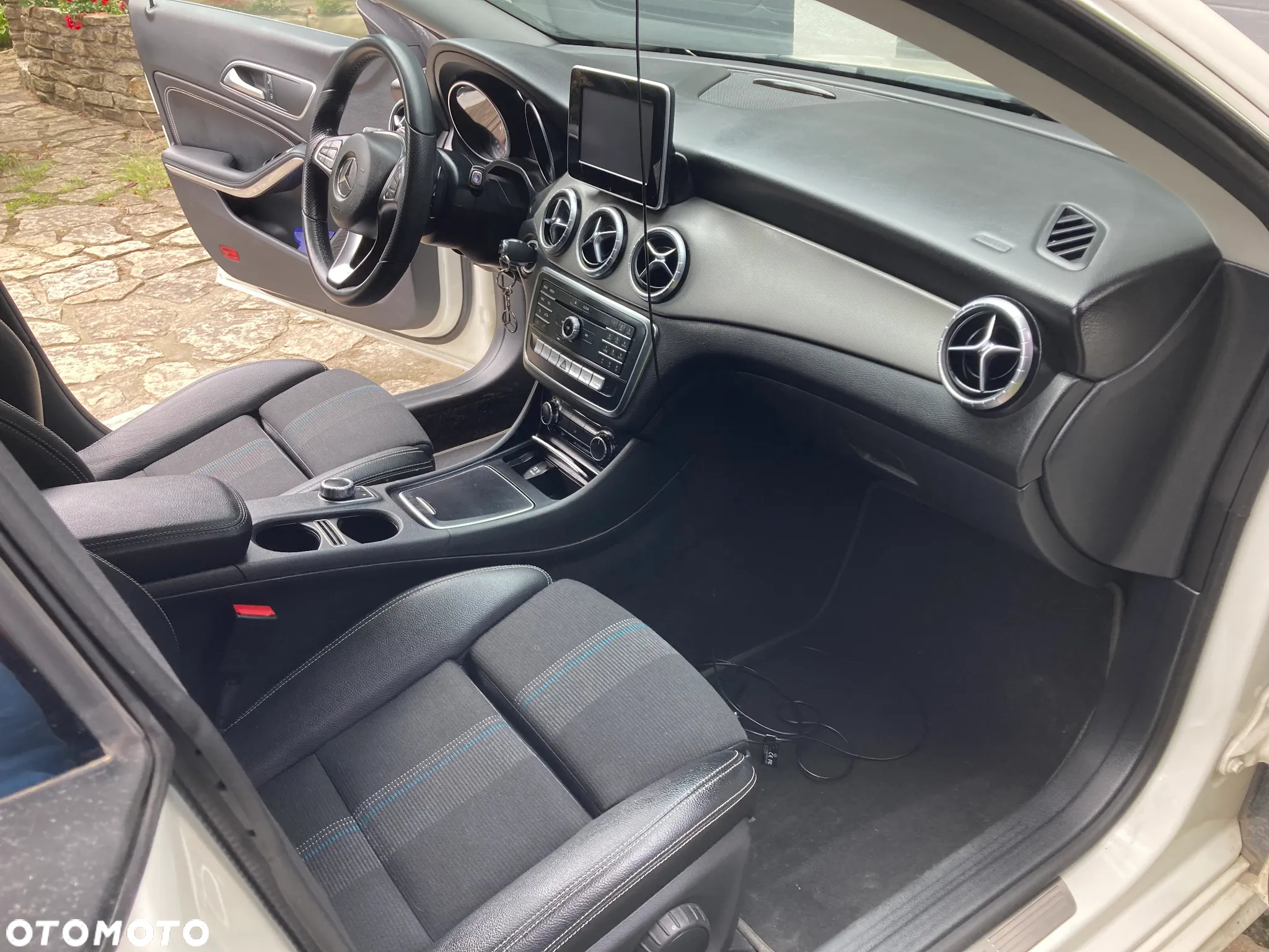 Mercedes-Benz CLA 200 7G-DCT Urban - 11