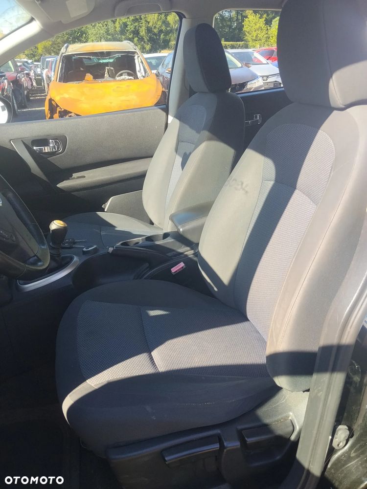 Nissan Qashqai - 15
