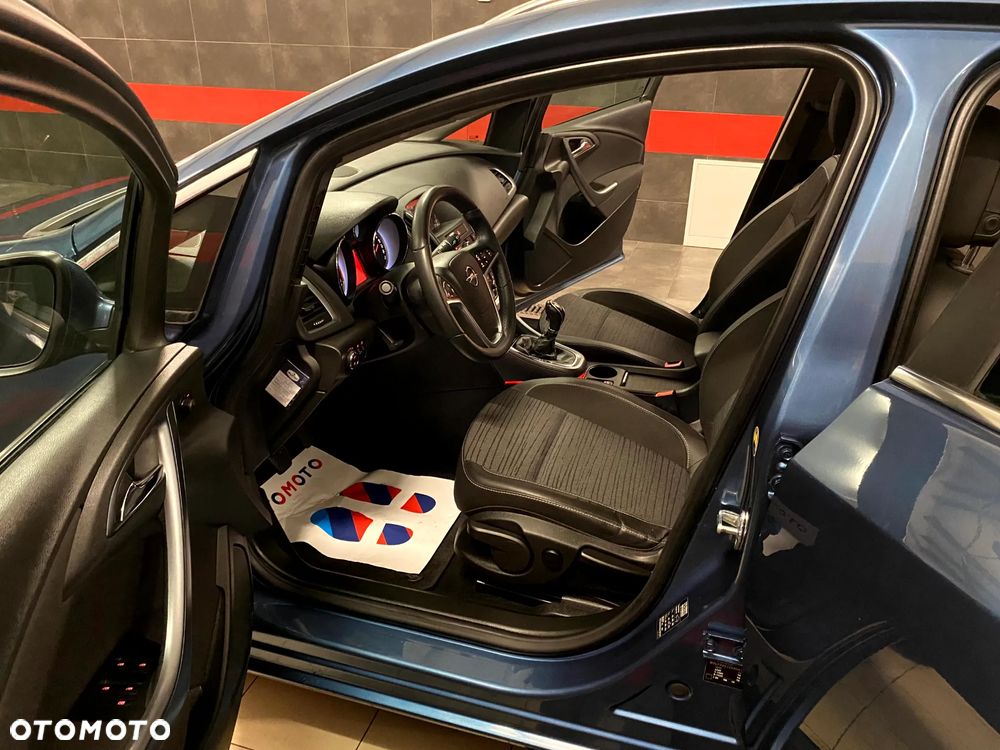 Opel Astra 1.4 Turbo Innovation - 19