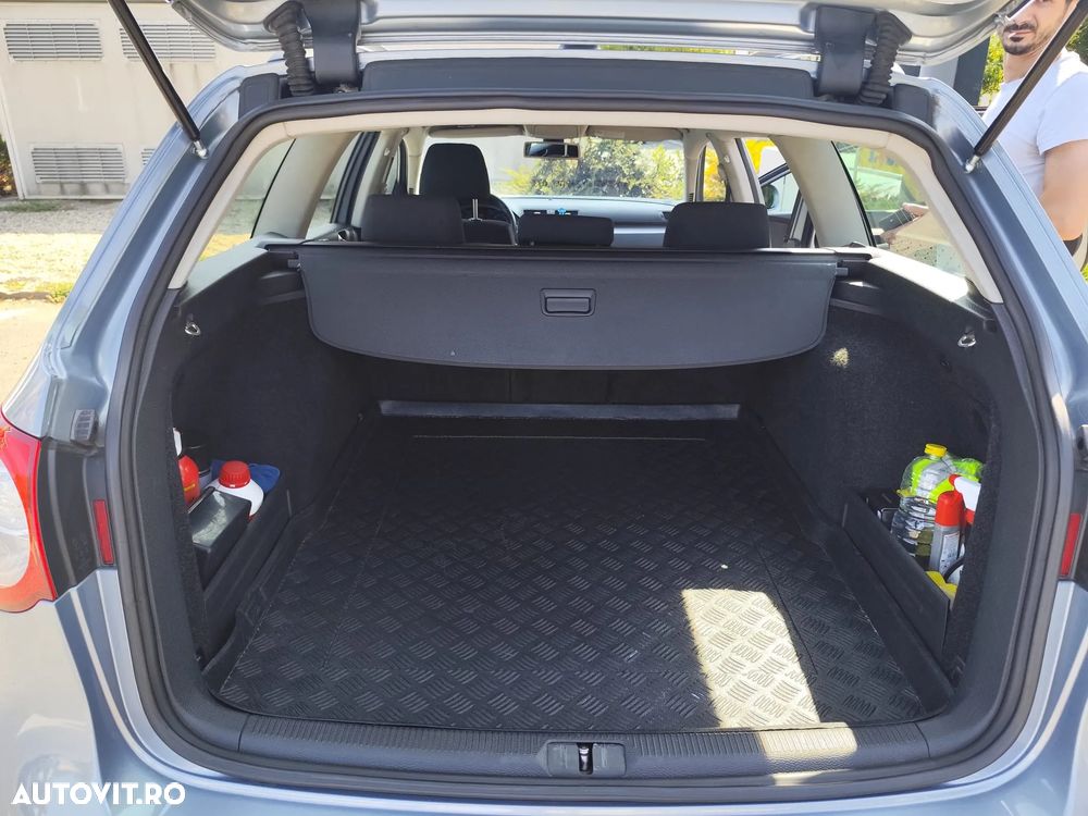 Volkswagen Passat 2.0 TDI Comfortline DPF - 35