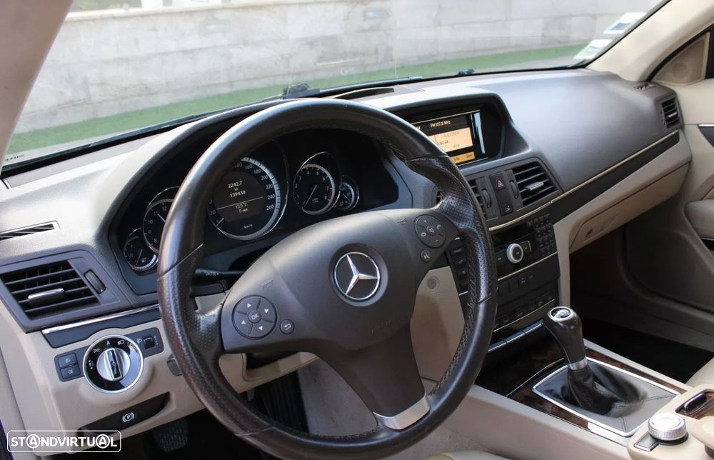 Mercedes-Benz E 200 CGI Elegance BlueEfficiency - 22