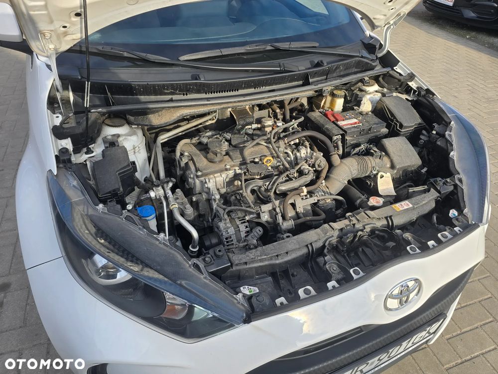 Toyota Yaris - 16