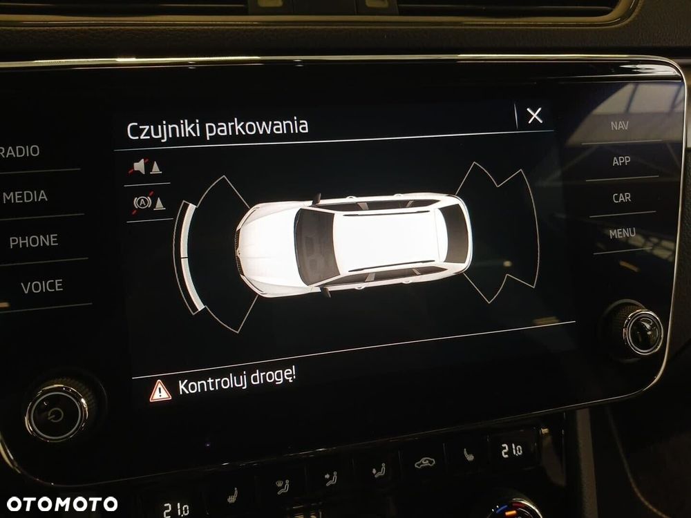 Skoda Superb 2.0 TDI SCR 4x4 Sportline DSG - 25