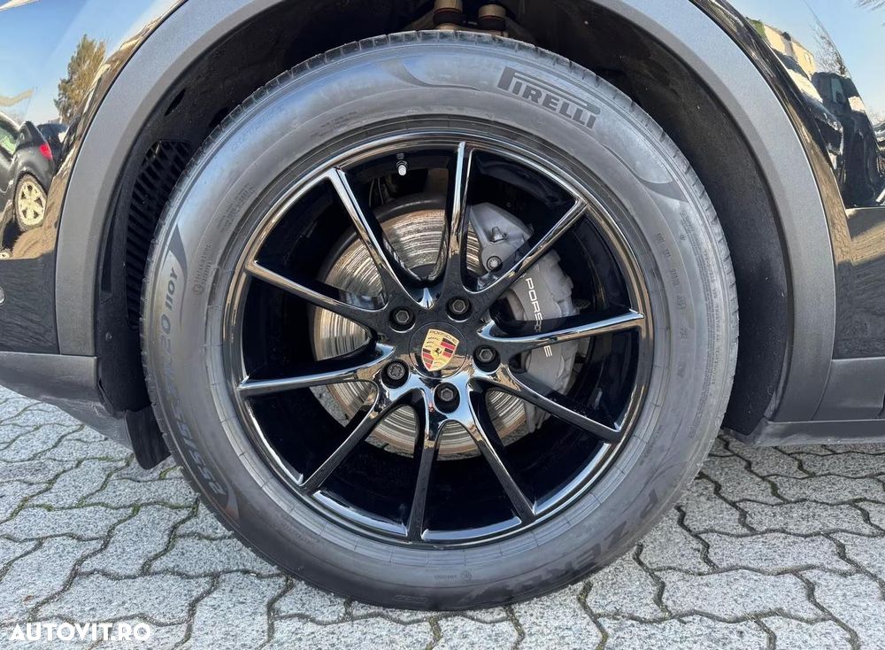 Porsche Cayenne Coupe - 13