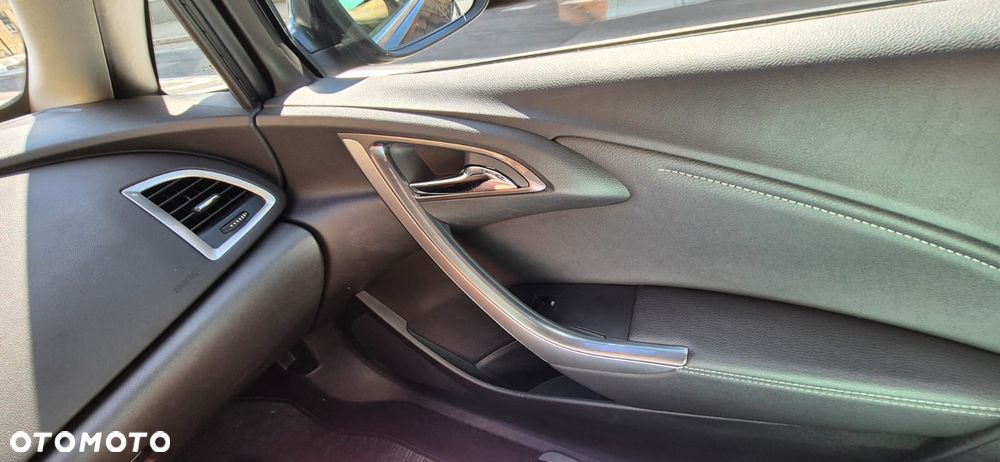 Opel Astra 2.0 CDTI Cosmo - 16