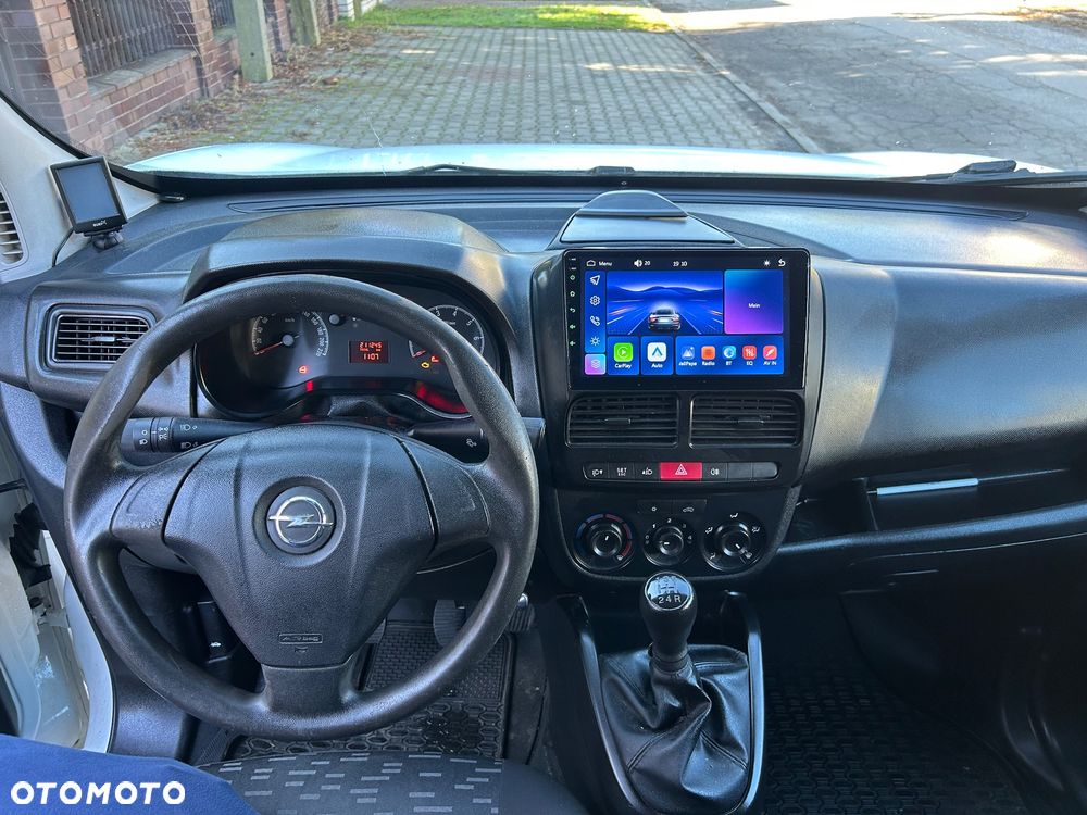 Opel Combo - 12