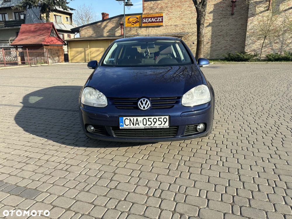 Volkswagen Golf - 5