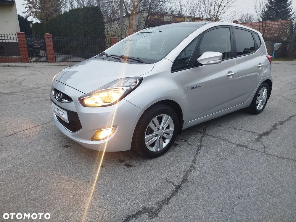 Hyundai ix20 1.4 blue YES Plus - 32