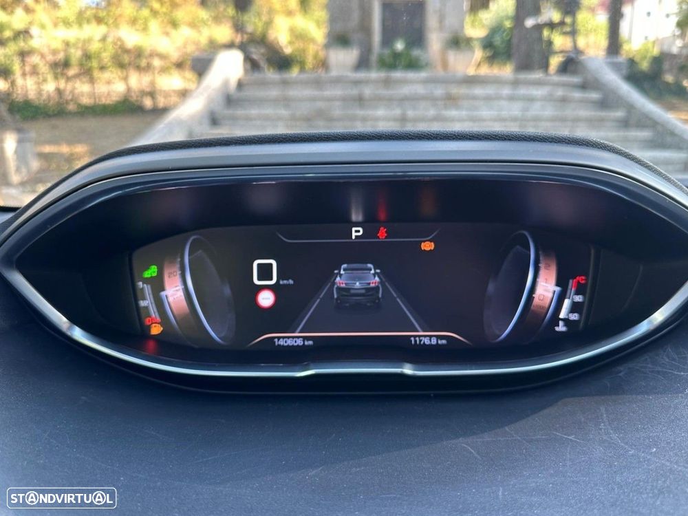 Peugeot 3008 1.5 BlueHDi GT Line EAT8 - 19