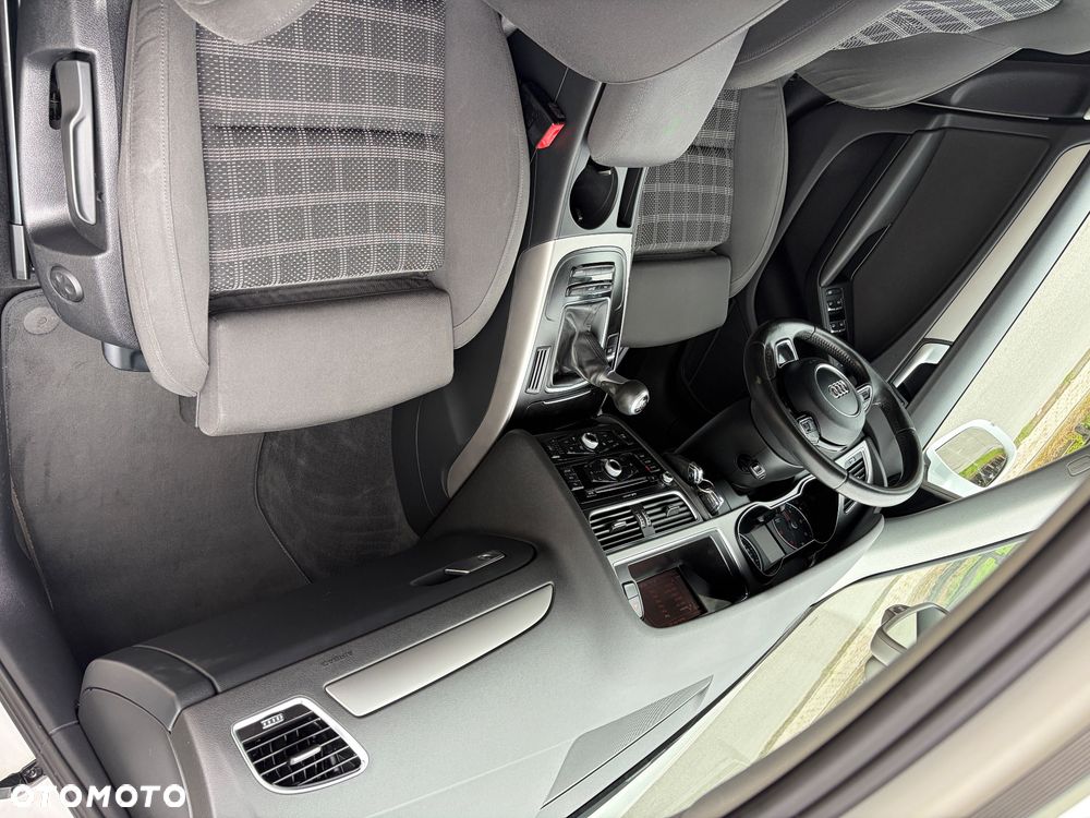 Audi A4 Avant 2.0 TDI DPF Ambiente - 28
