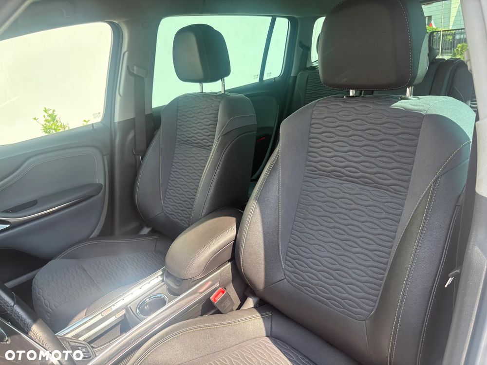 Opel Zafira - 19