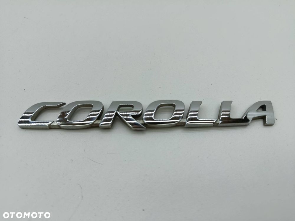 TOYOTA COROLLA ZNACZEK EMBLEMAT LITERY MODELU TYŁ - 2