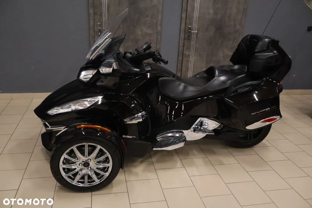 Can-Am Spyder - 31