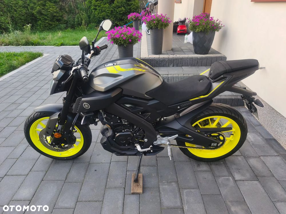 Yamaha MT - 6
