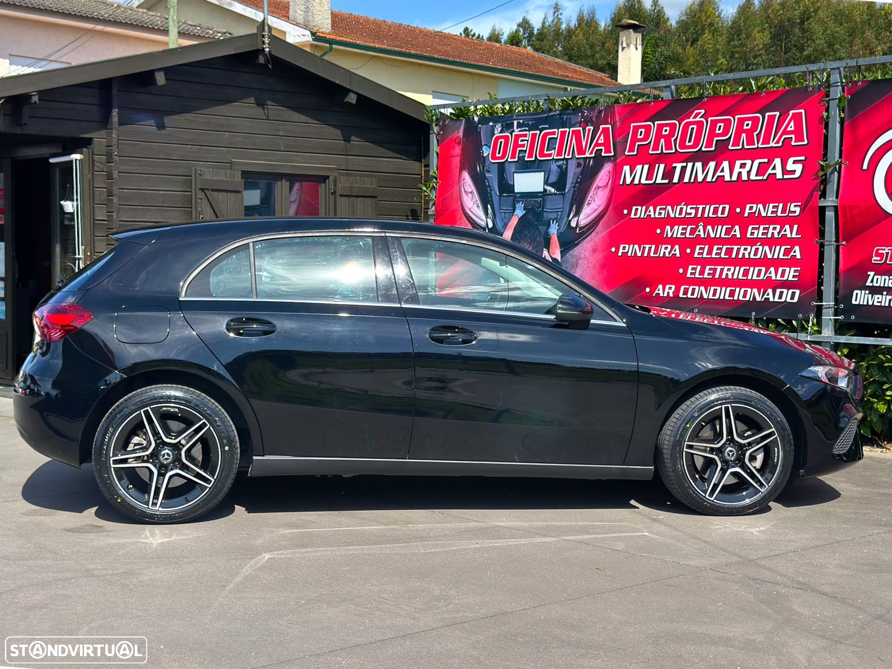 Mercedes-Benz A 250 e Style Plus - 11