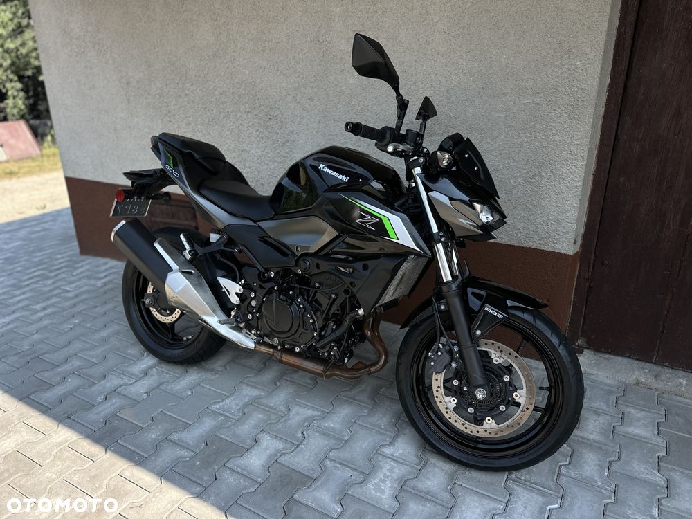 Kawasaki Z - 19