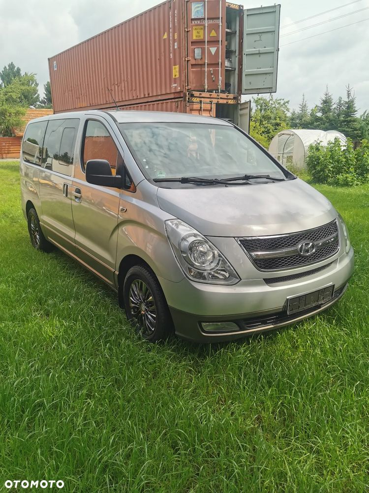 Hyundai H-1 - 1