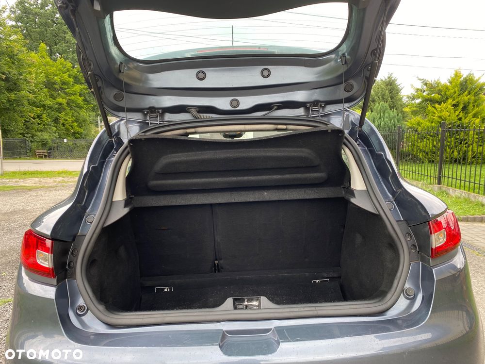 Renault Clio - 8