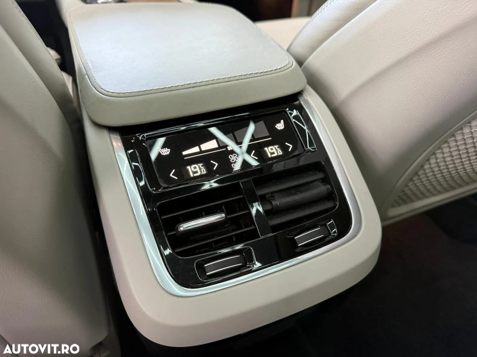 Volvo XC 90 D5 AWD Geartronic Inscription - 29