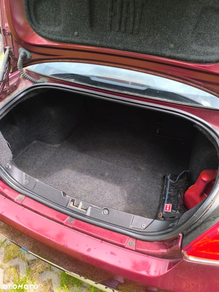 Fiat Linea 1.4 Active - 8