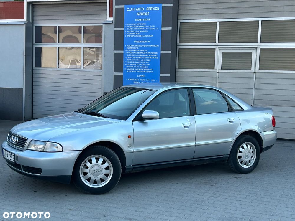 Audi A4 Limousine - 19