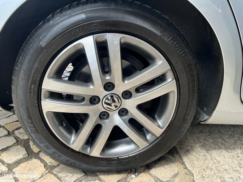 VW Golf Variant 1.6 TDi Confortline - 16