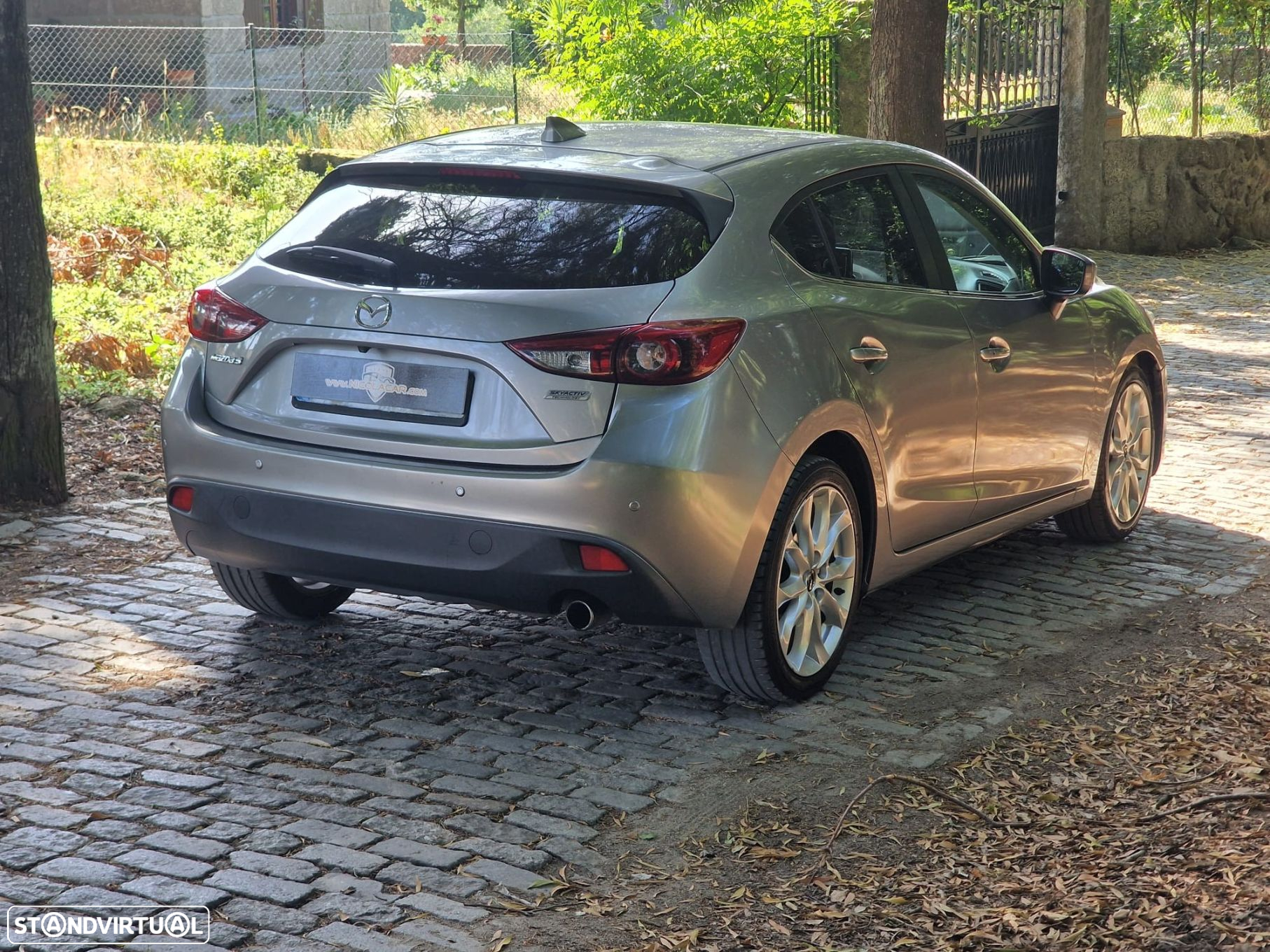 Mazda 3 1.5 Sky-D Excellence Pack Leather Navi - 10