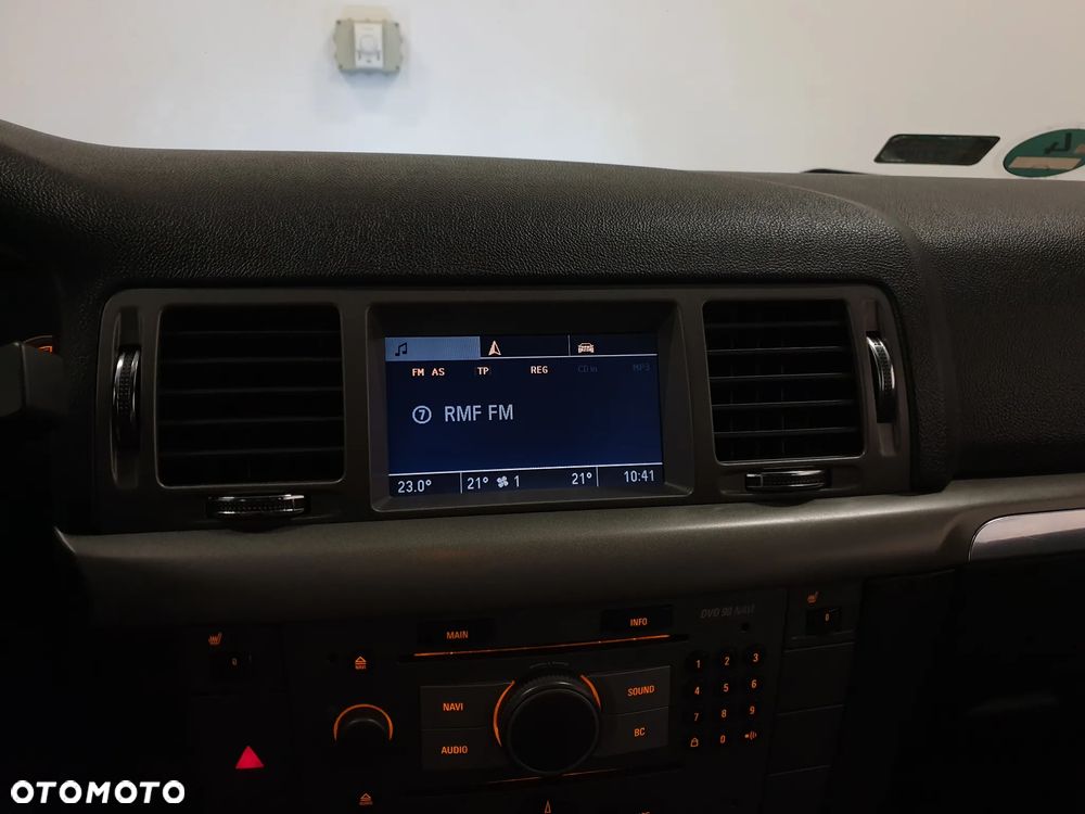 Opel Vectra 1.9 CDTI Cosmo - 14