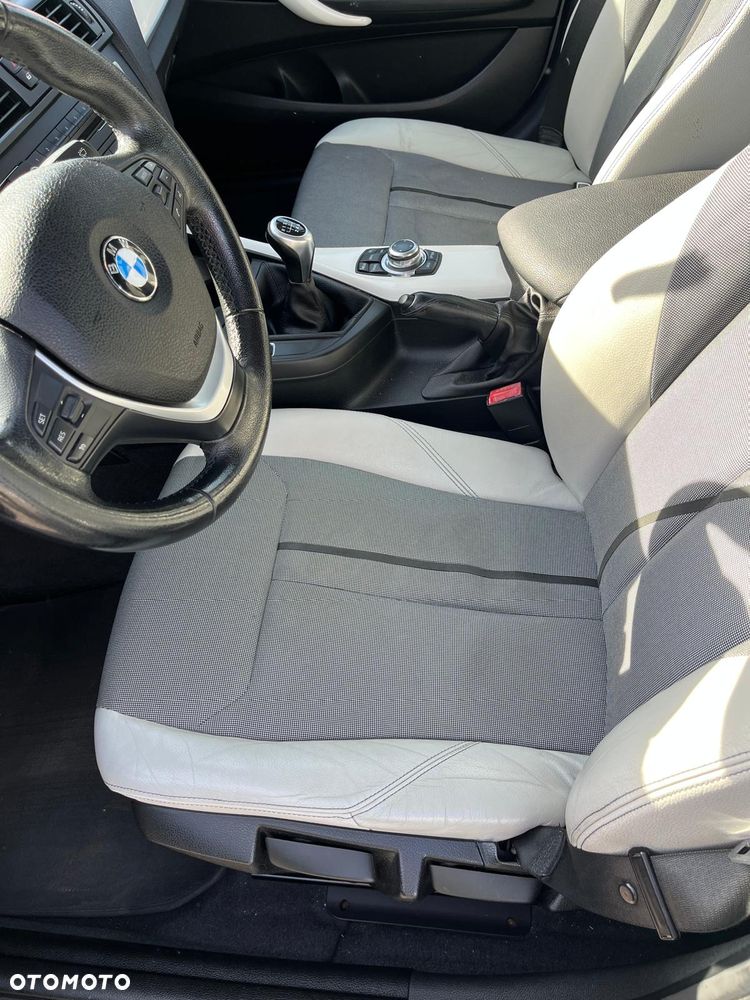 BMW Seria 1 118i Urban Line - 11