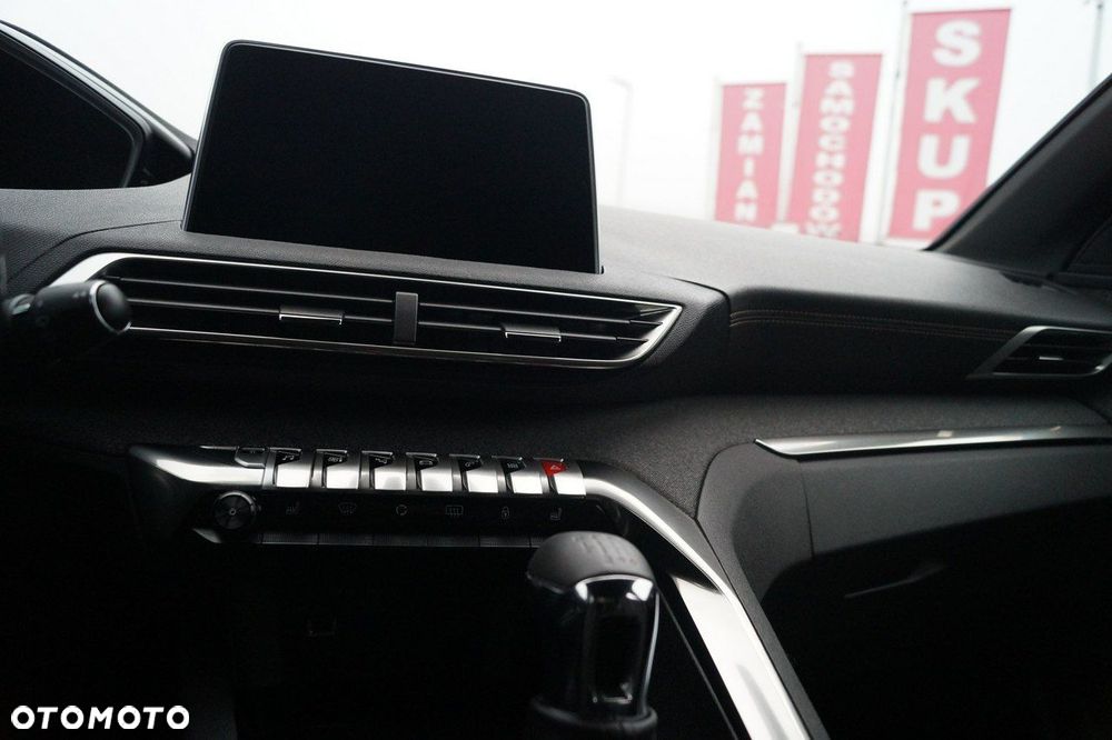 Peugeot 3008 - 21