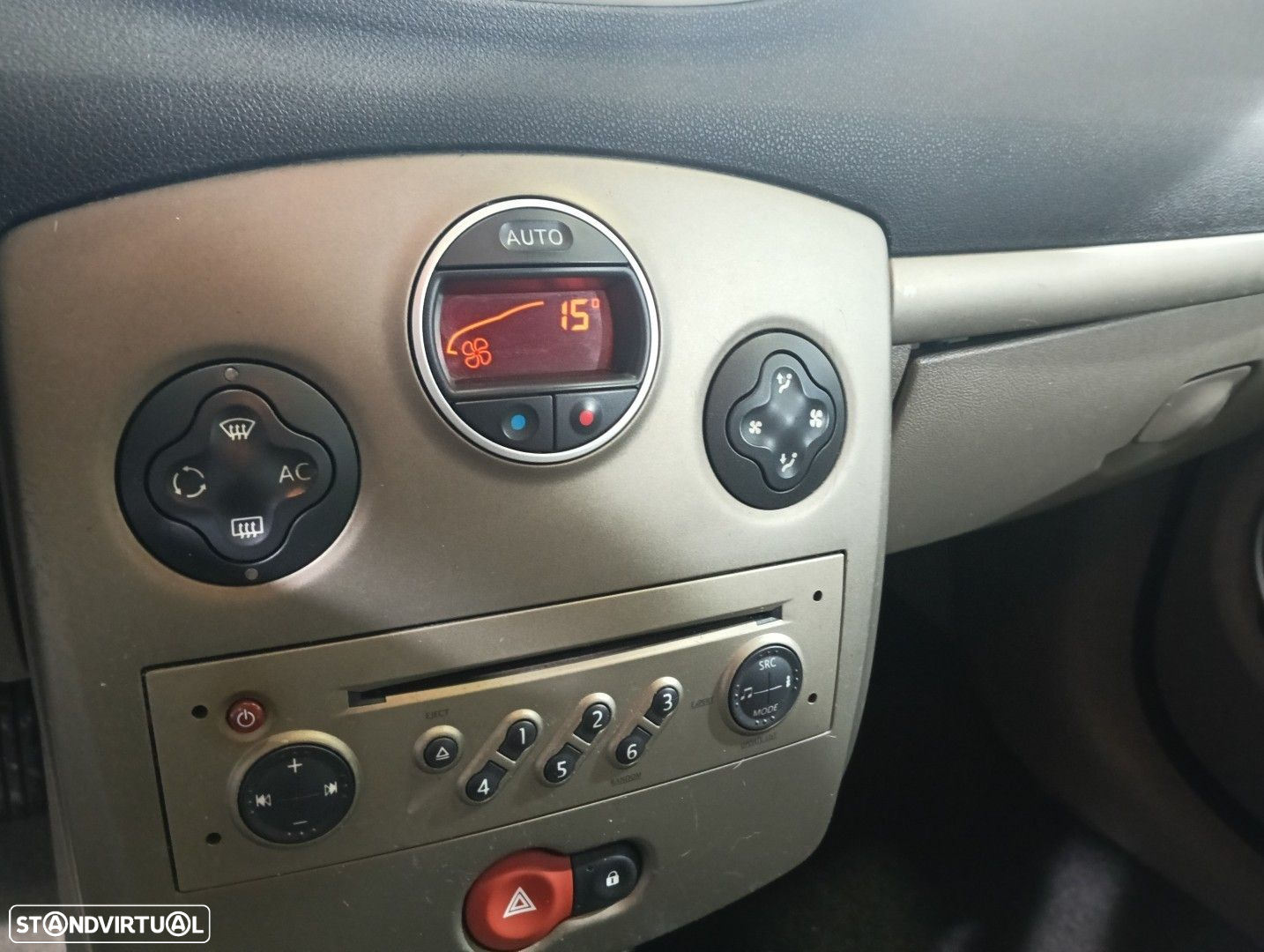 Renault Clio 1.5 dCi Privilège Luxe - 19