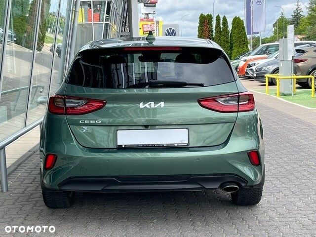 Kia Ceed 1.5 T-GDI M DCT - 16