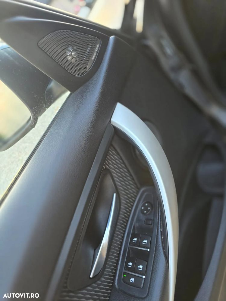 BMW Seria 3 320d Touring Aut. Advantage - 11