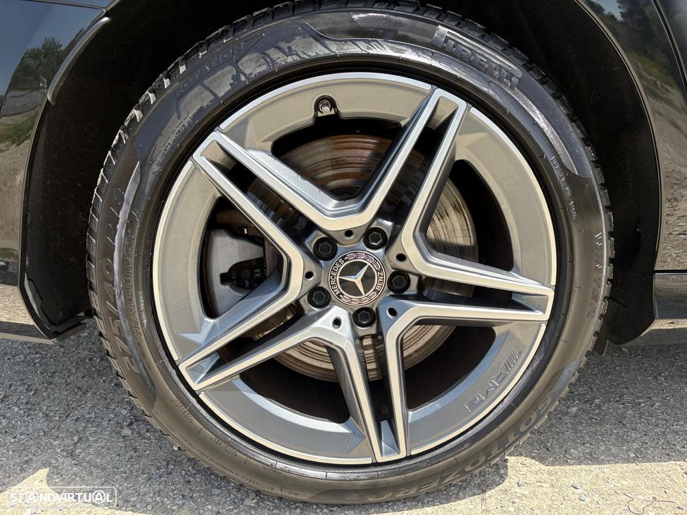 Mercedes-Benz E 300 de 9G-TRONIC AMG Line - 33