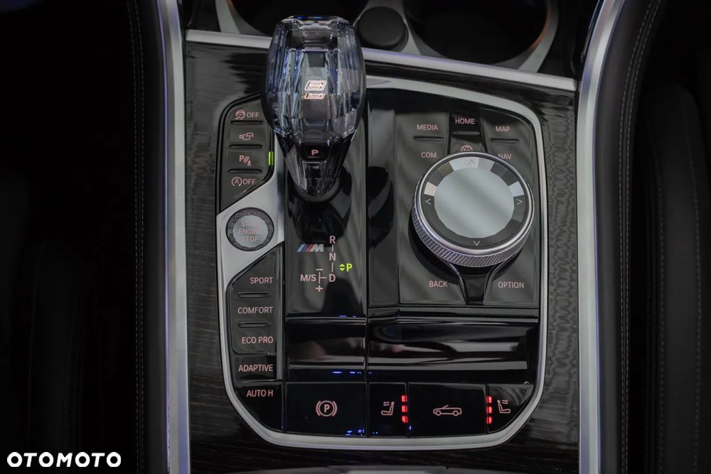 BMW Seria 8 M850i xDrive - 15
