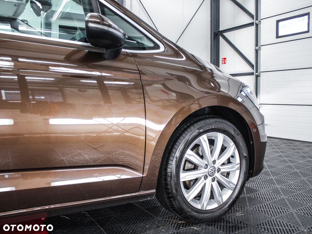 Volkswagen Touran 2.0 TDI BMT Highline - 5
