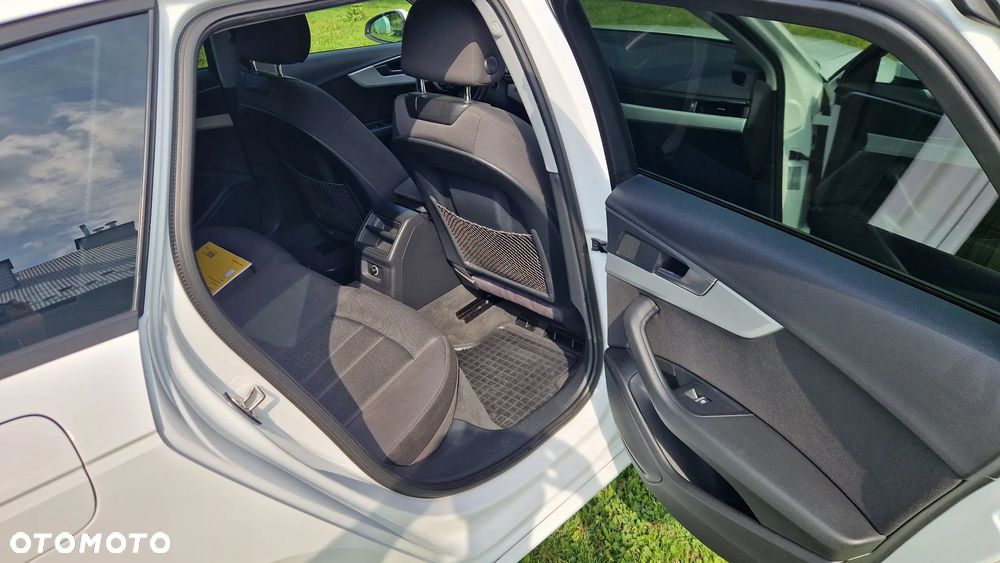 Audi A4 Avant 2.0 TDI - 12