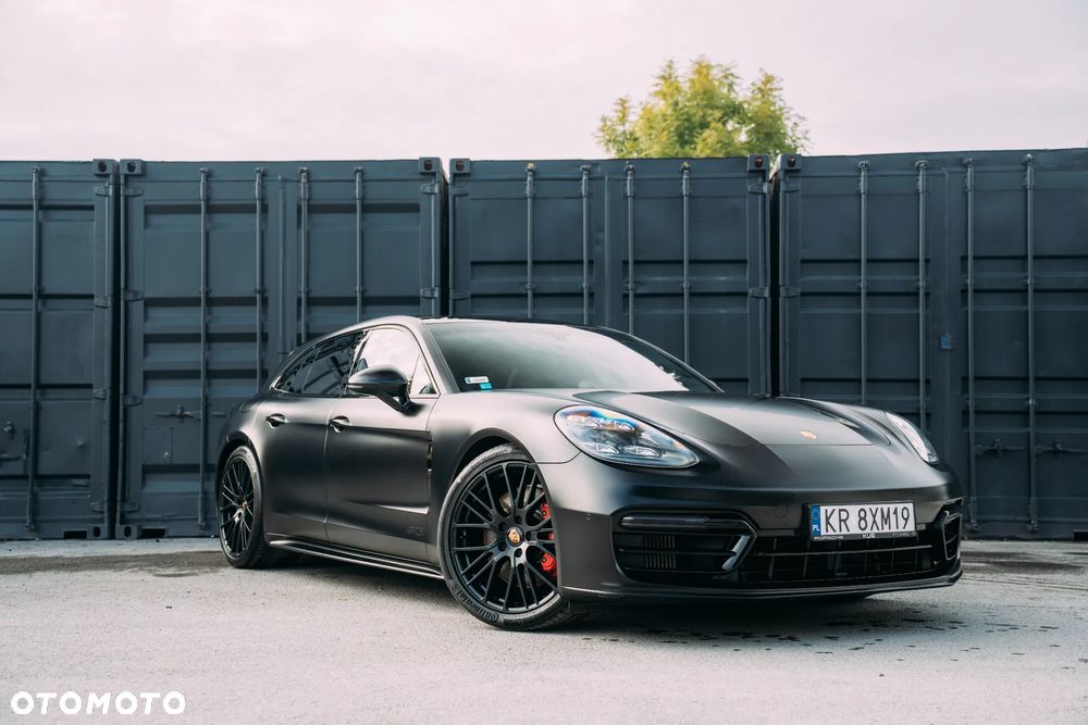 Porsche Panamera - 3
