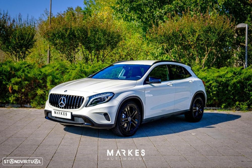 Mercedes-Benz GLA 220 d 7G-DCT Urban - 30
