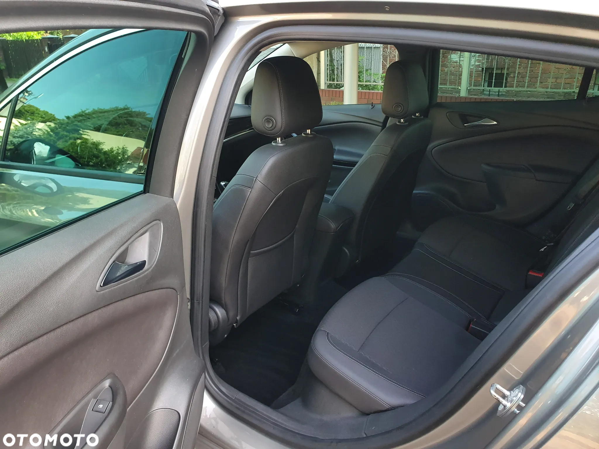 Opel Astra 1.4 Turbo Innovation - 18
