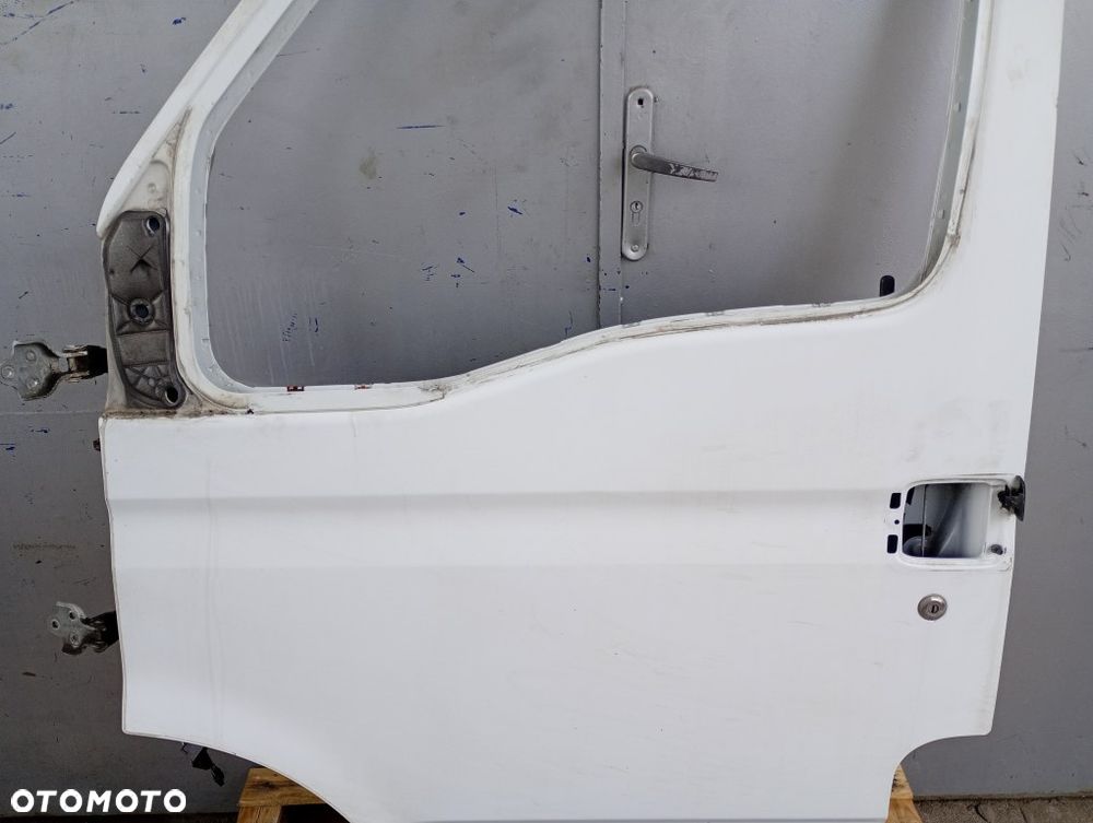 drzwi przednie lewe przód renault master II opel movano a nissan interstar 2003-2010 białe - 3