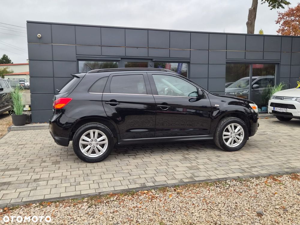 Mitsubishi ASX - 5